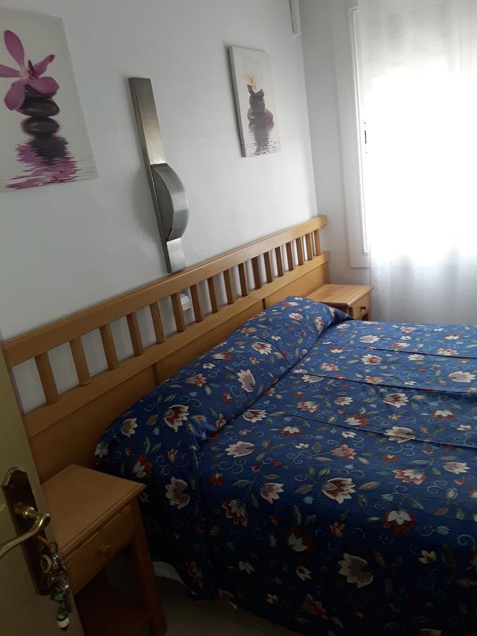 Hostal Margarita Пинеда де Мар Екстериор снимка
